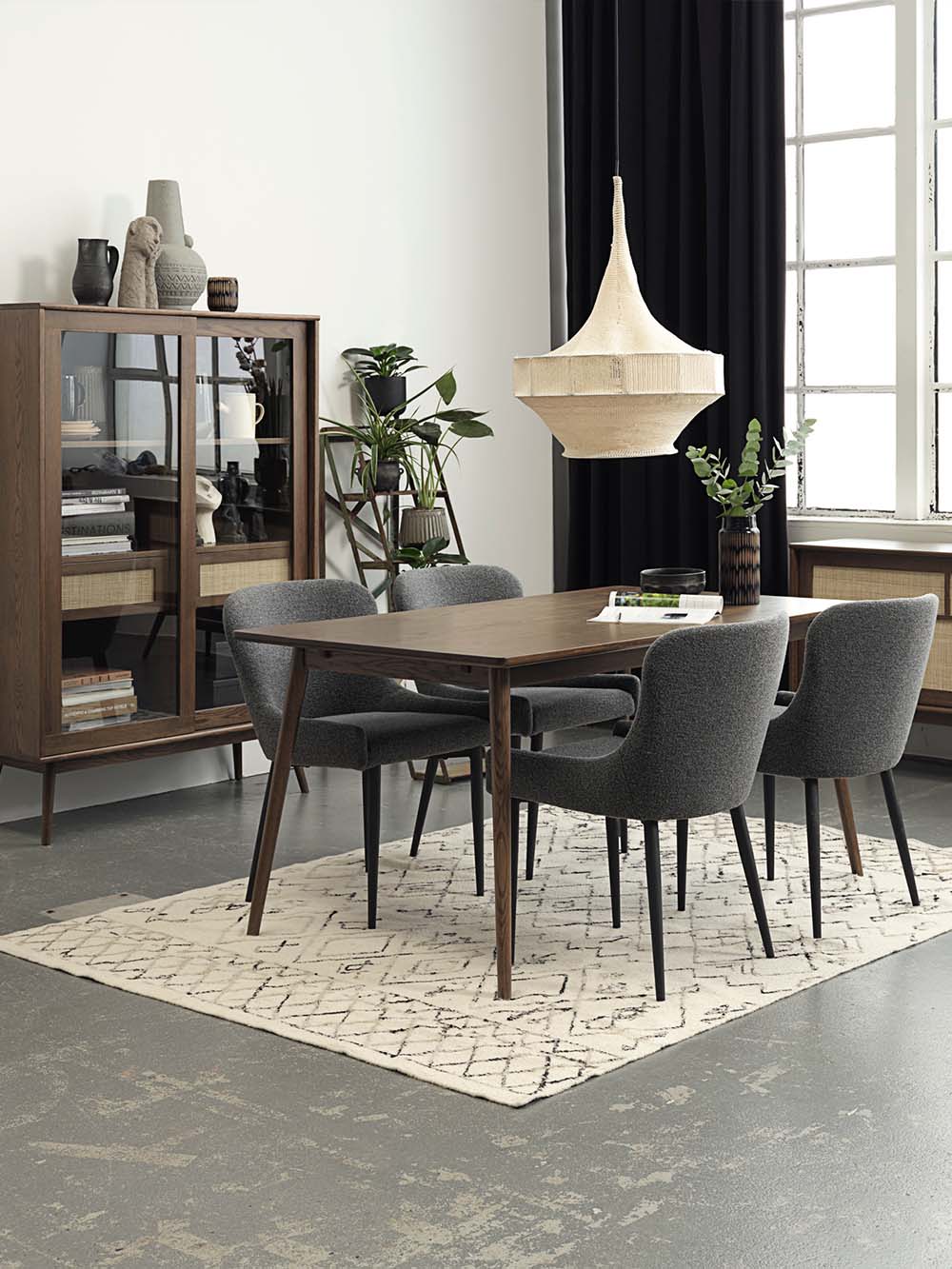 Valgomojo kėdė Nolia, tamsiai pilkas boucle, juodos kojelės6