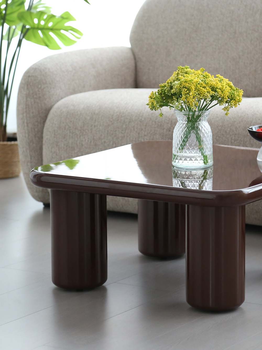 tova-kavos staliukas-70cm-šokolado-REDAGUOTA-2